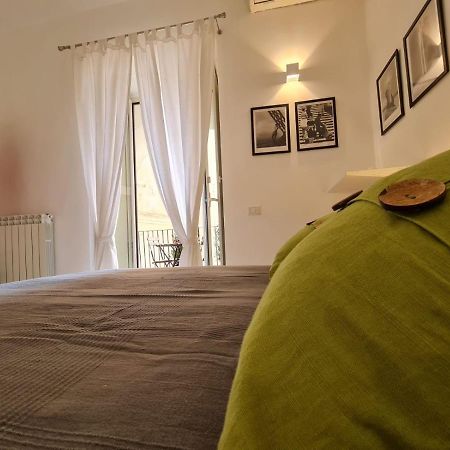 Sara Futura Hotell Salerno Exteriör bild