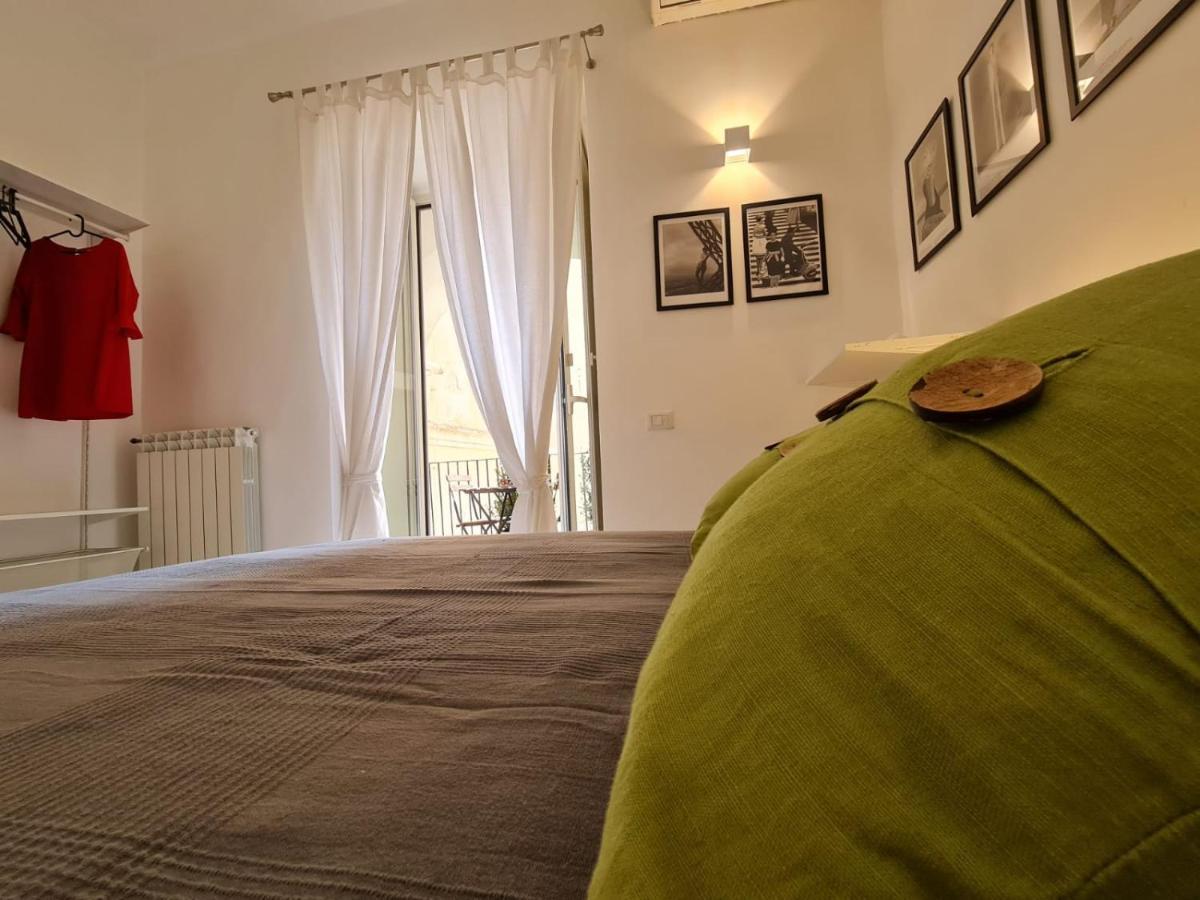 Sara Futura Hotell Salerno Exteriör bild