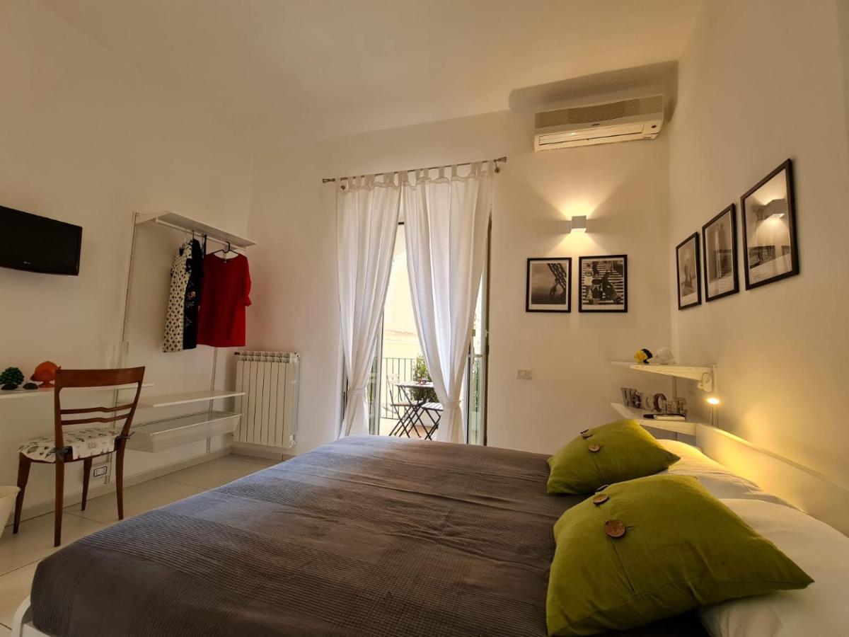 Sara Futura Hotell Salerno Exteriör bild